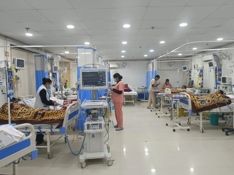 ICU ward with modern ventilators